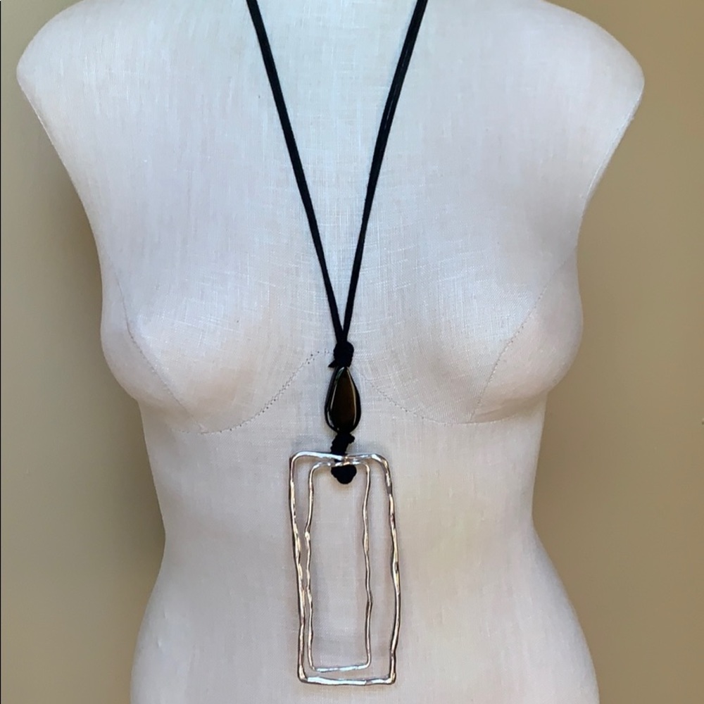 🔆Adjustable cord necklace with silver pendant